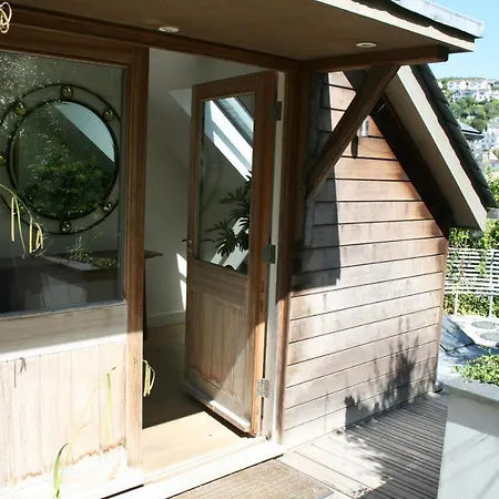 The Old Watch House Holiday home